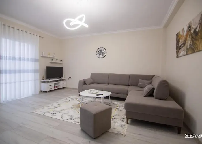 Family And Friends Apartment Korce